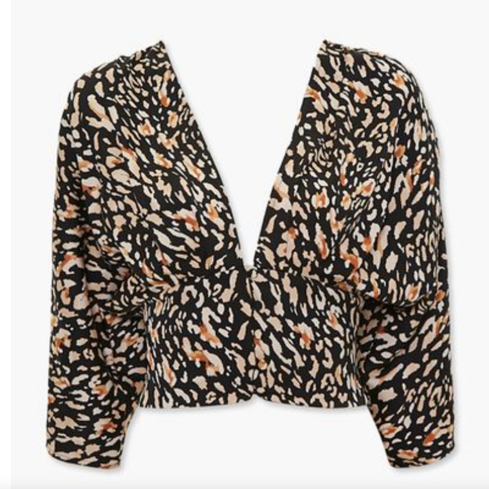 NWTs **Forever 21** Animal Print Buttoned Top. Size Small